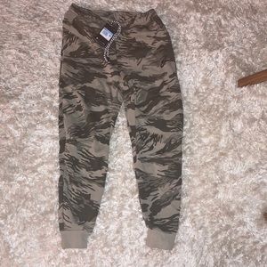 Nike Camo Sweatpants NWT